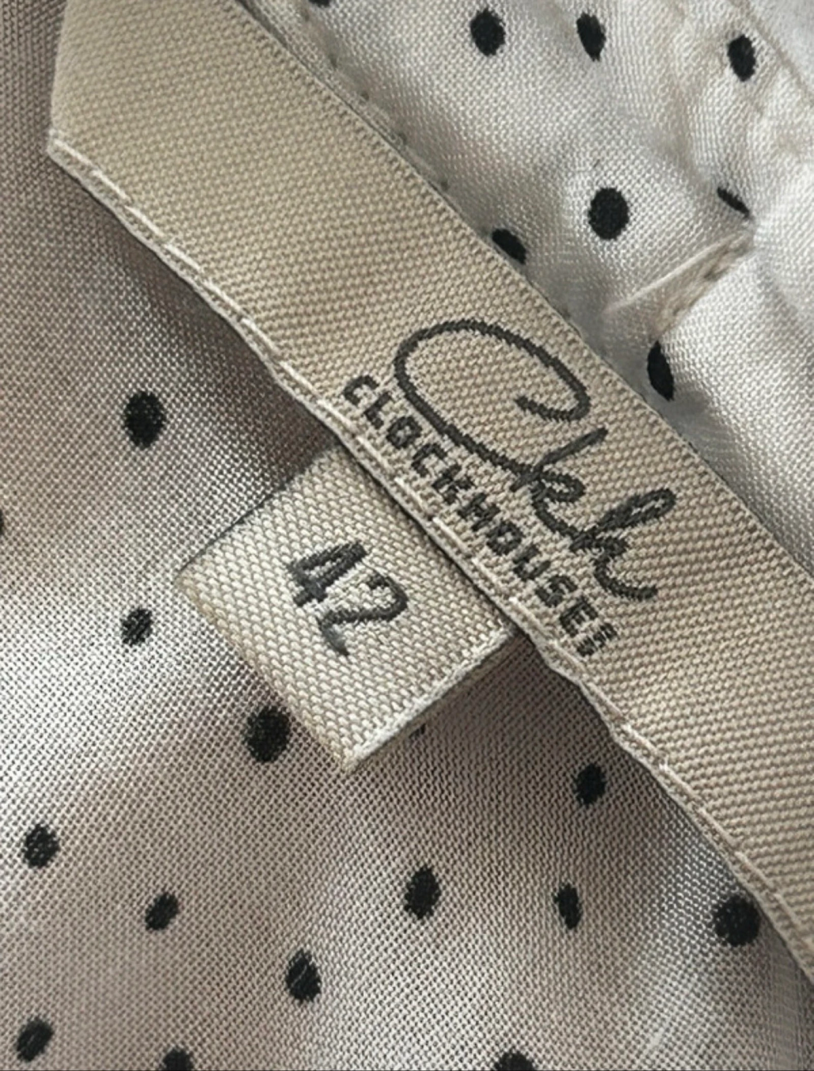 Witte blouse met zwarte stippen – Col Claudine – Maat M – photo 9
